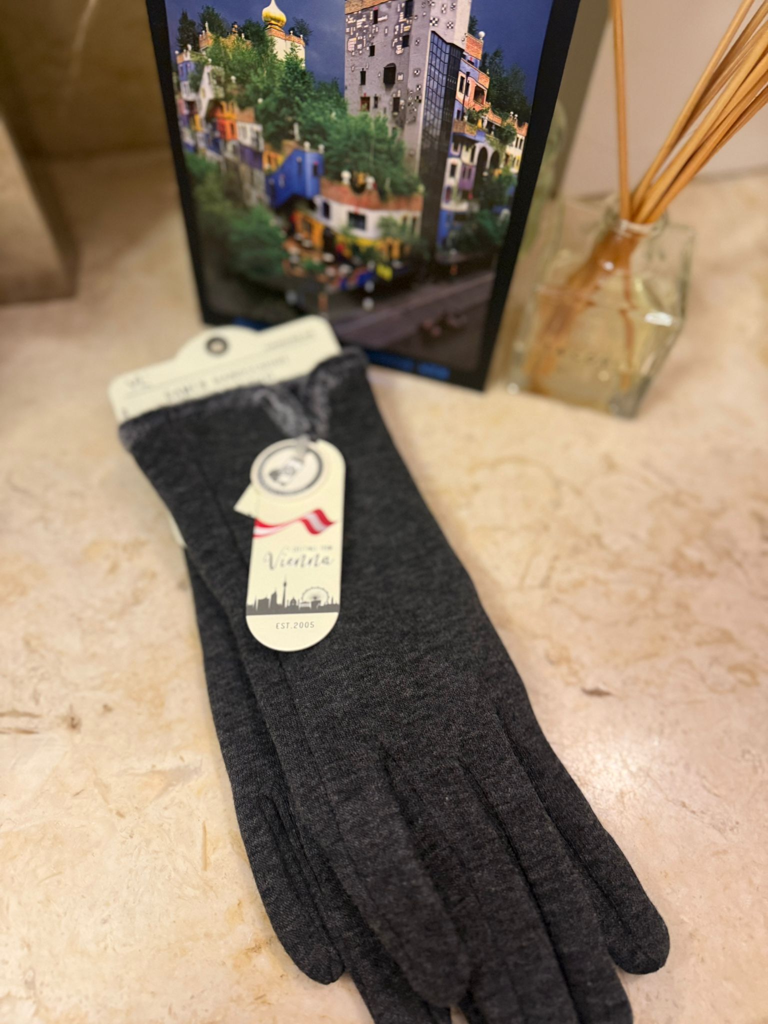 英國代購 (獨立訂單-VIENNA 絨面手套  🎄🎄香港現貨🎄🎄