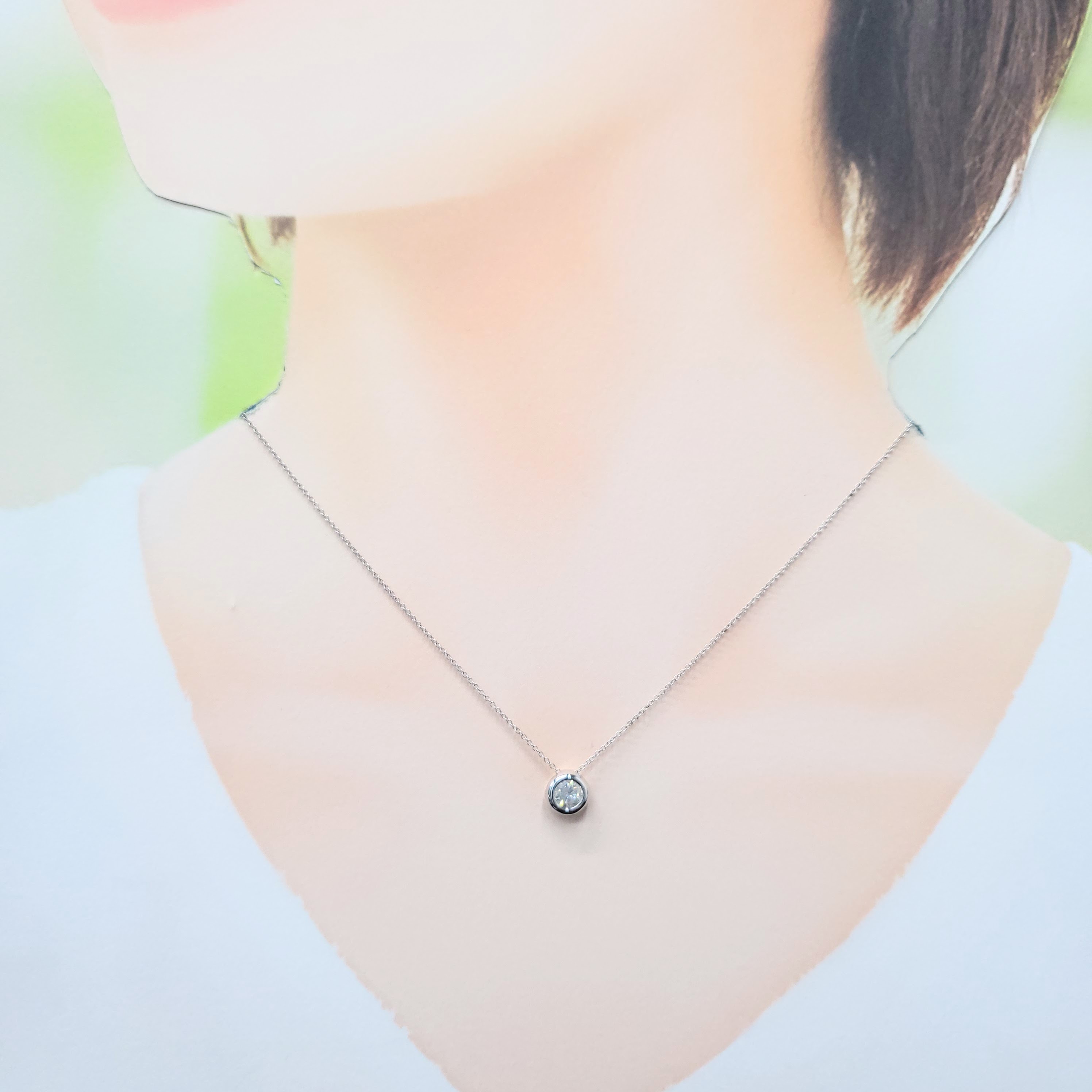 18K White Gold 0.48ct Diamond Pendant