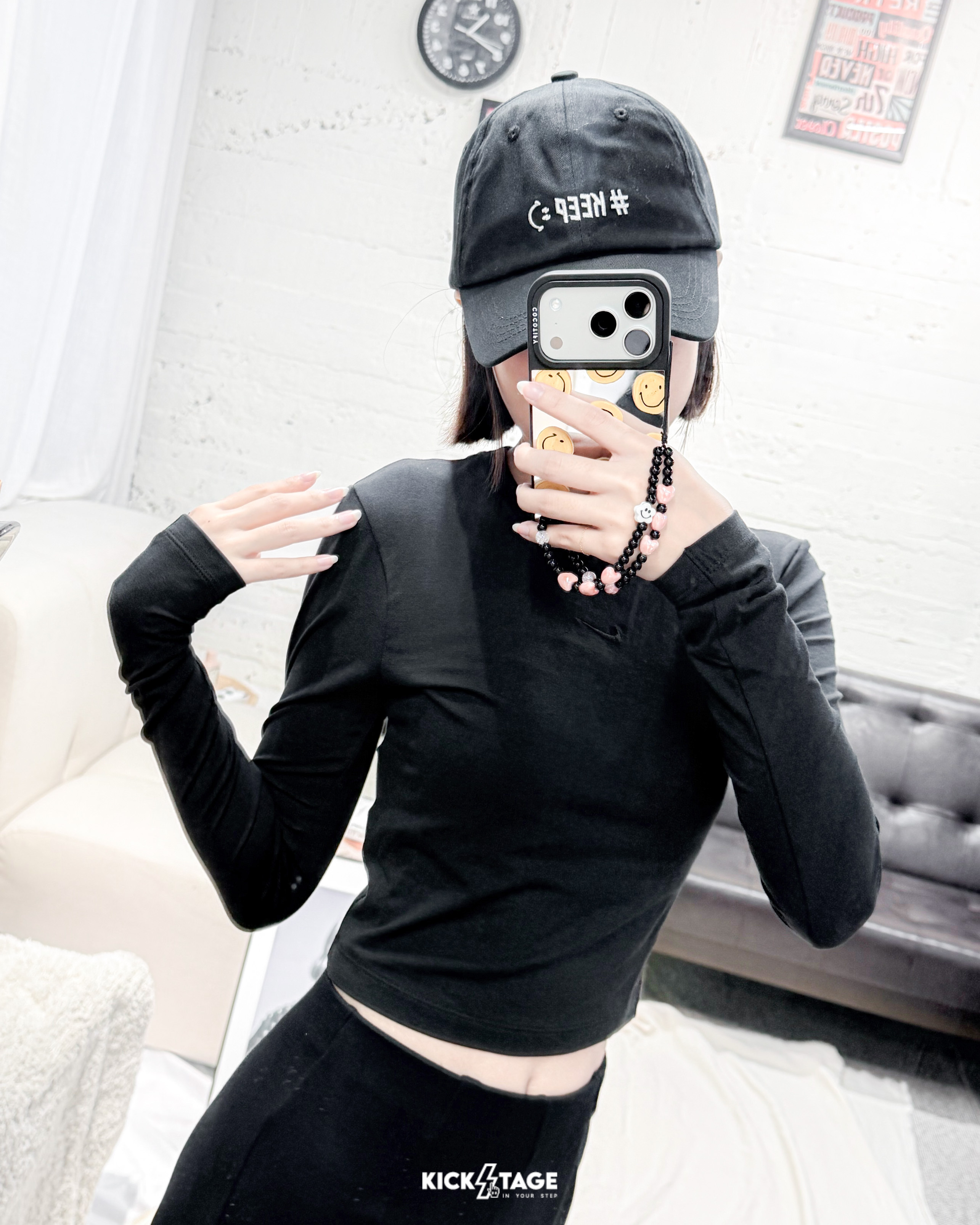 女款 NIKE NSW TEE 米白 黑 小勾 刺繡 彈性 休閒 運動 短版 合身 長袖【HF5323】