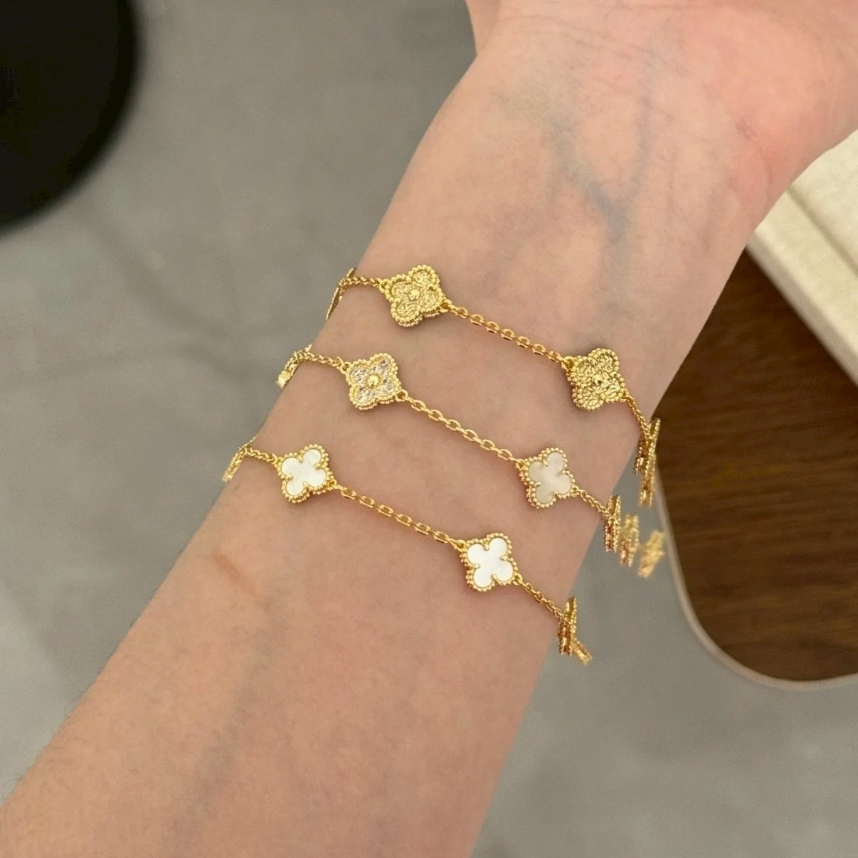 18k”mini六花四葉草”間隔滿鑽’高奢定製手鍊