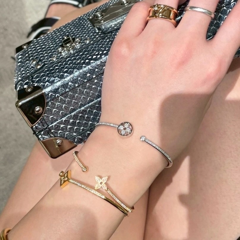 18k lv經典三款老花”Blossom三件組高奢定製手鐲