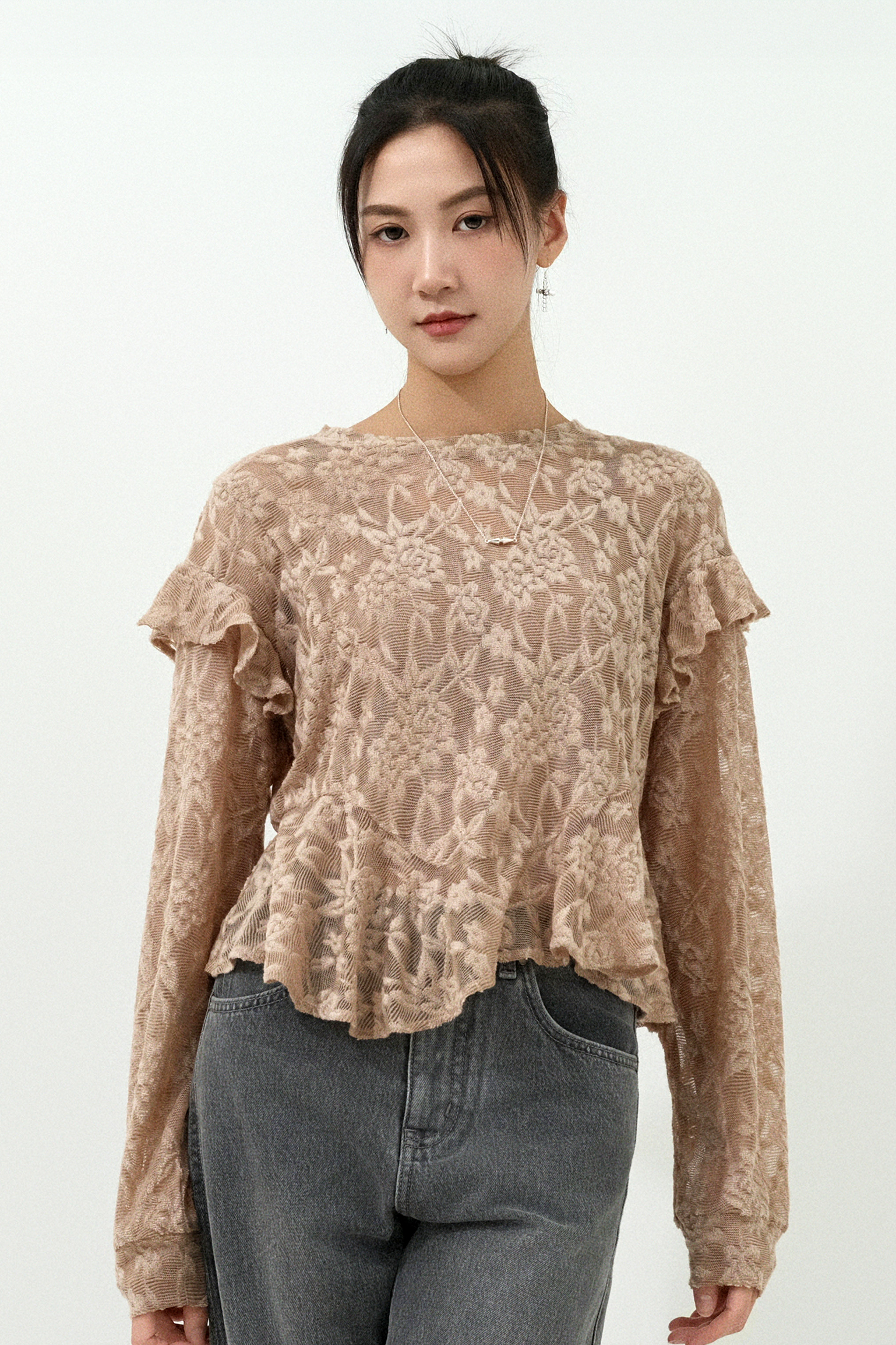 不規則荷葉腳花網上衣 (預購產品）