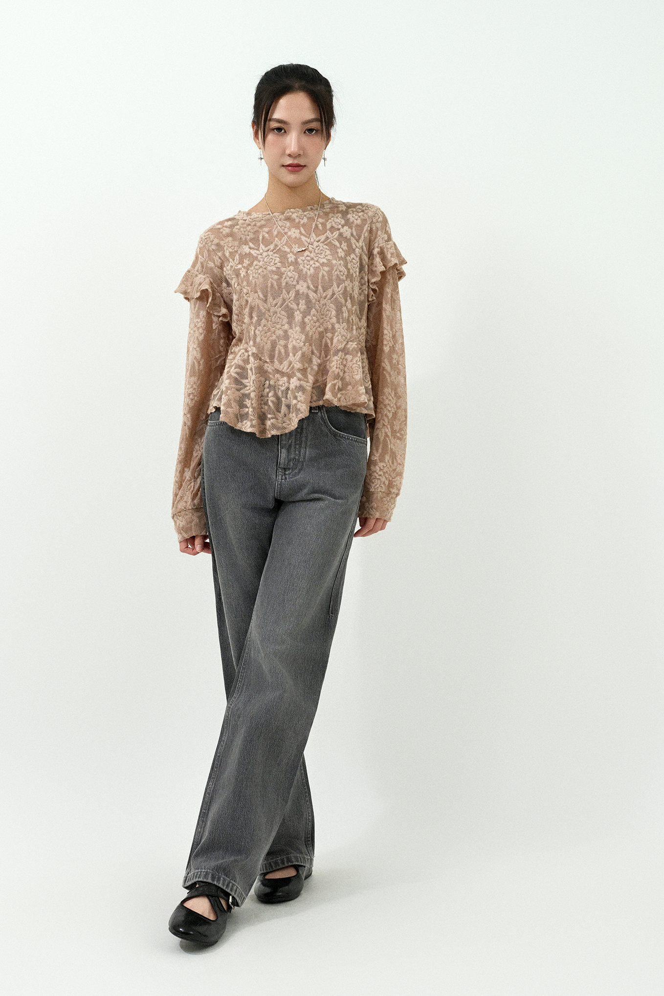 不規則荷葉腳花網上衣 (預購產品）