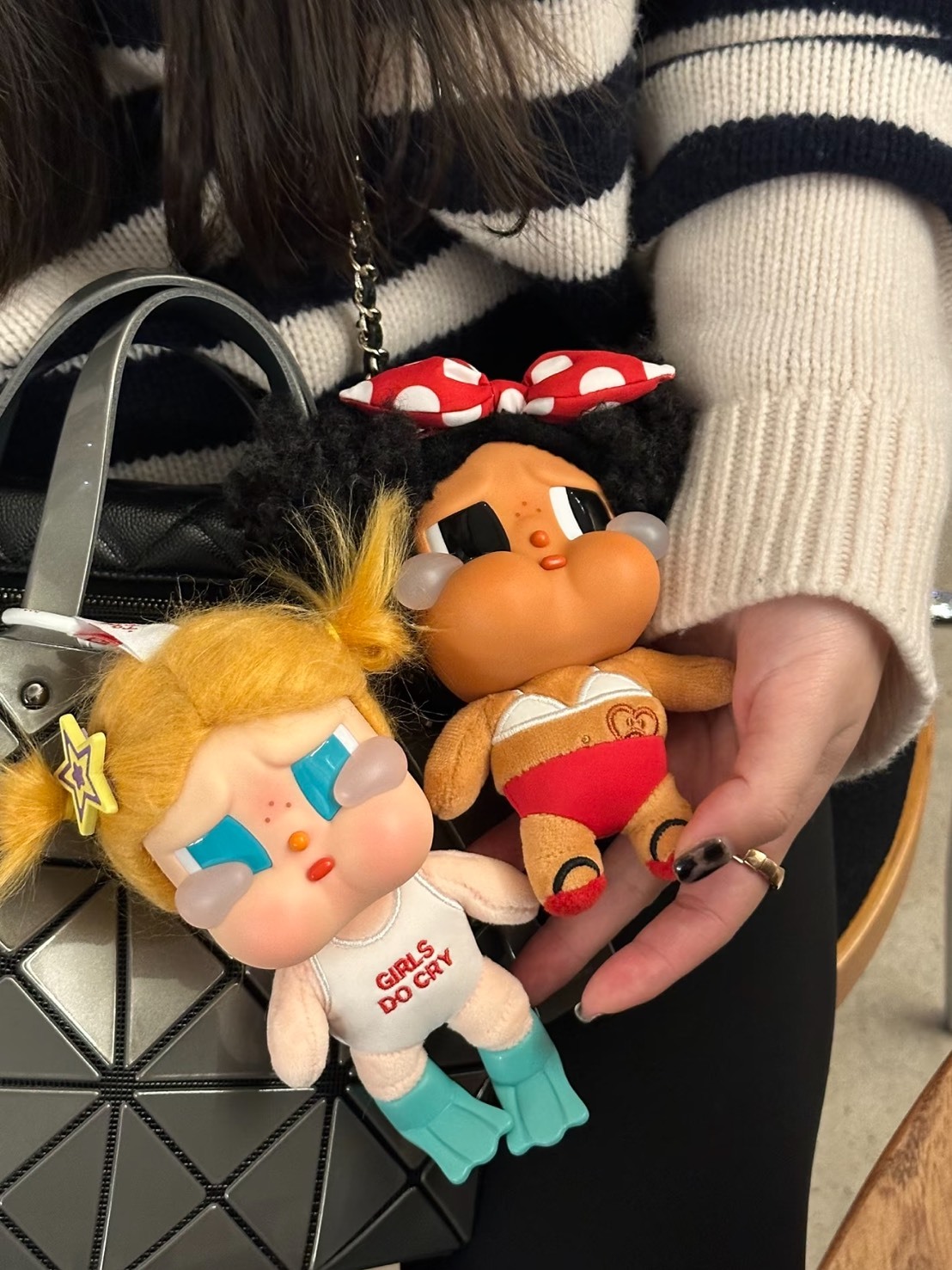 POP MART CRYBABY VACATION MODE ON 哭娃 公仔 盲盒🏝️