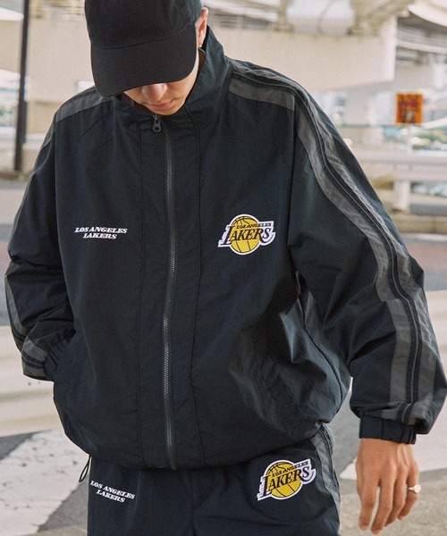 日本🇯🇵連線 Mono-Mart x NBA 刺繡隊徽風衣外套 運動風 防潑水 寬鬆 7款(任買兩件711免運)/預購