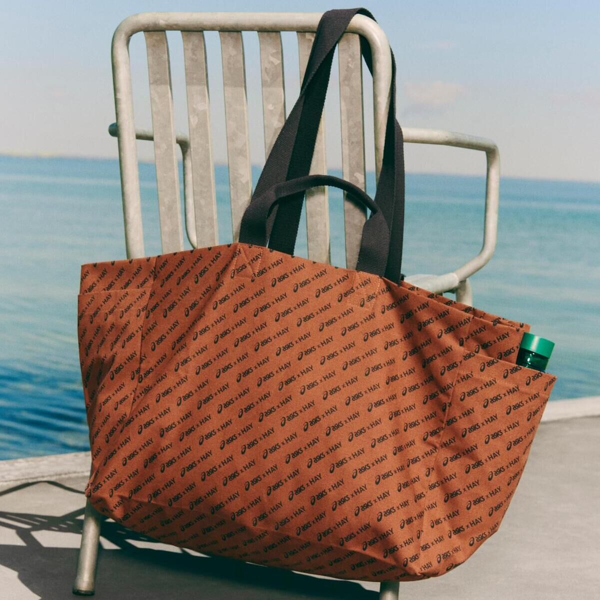 HAY x Asics Logo Bag - M