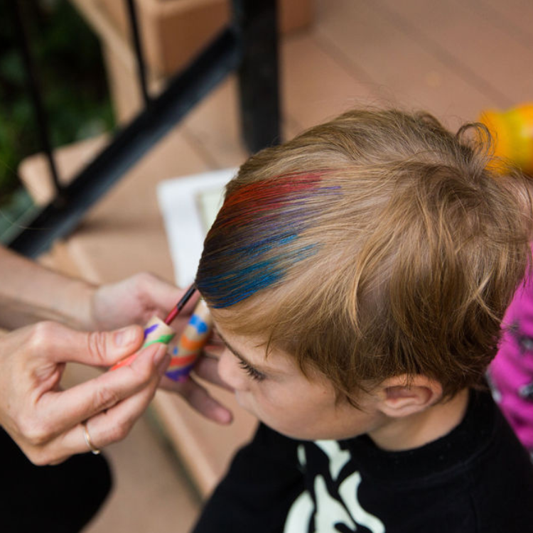 酷炫藍兒童染髮筆