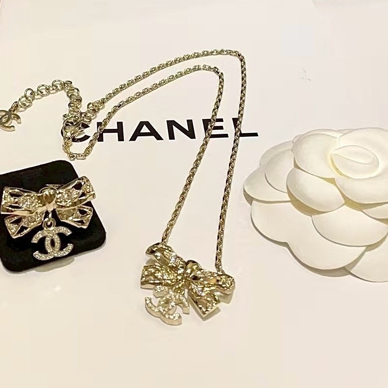 18k 香奶奶24b”淺米金蝴蝶結雙c高奢定製系列