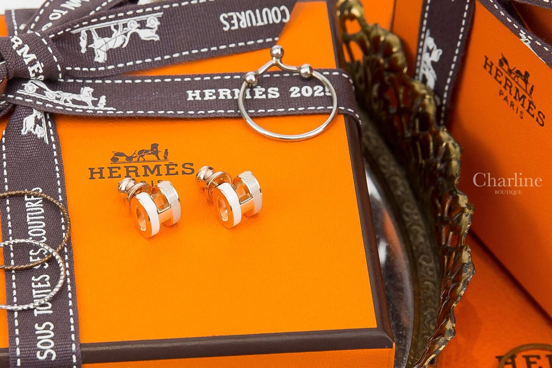 Hermès Mini Pop H Rocabar Earrings 白色/奶茶色迷你珐瑯鍍玫瑰金簍空橢圓耳環-Charline Boutique 精品代購