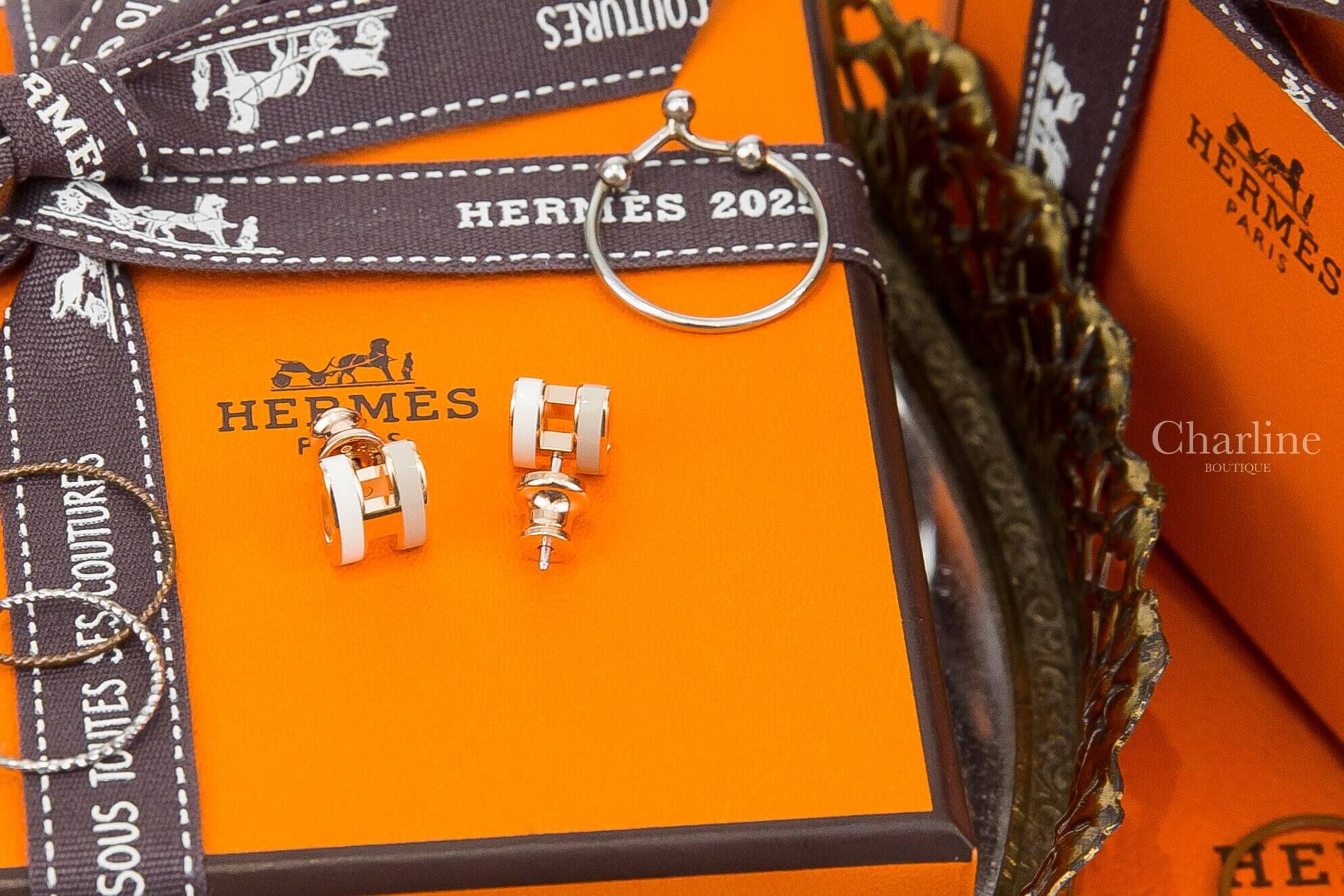 Hermès Mini Pop H Rocabar Earrings 白色/奶茶色迷你珐瑯鍍玫瑰金簍空橢圓耳環-Charline Boutique 精品代購