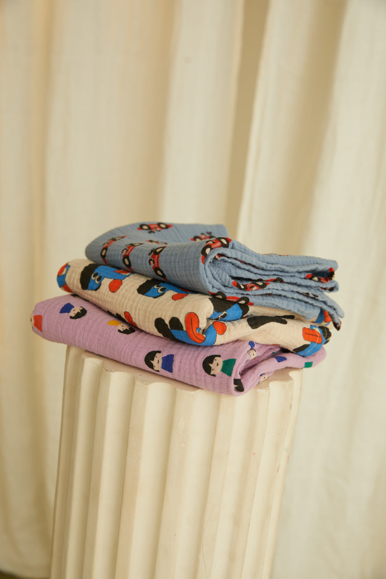 包屁衣摺疊收納方式