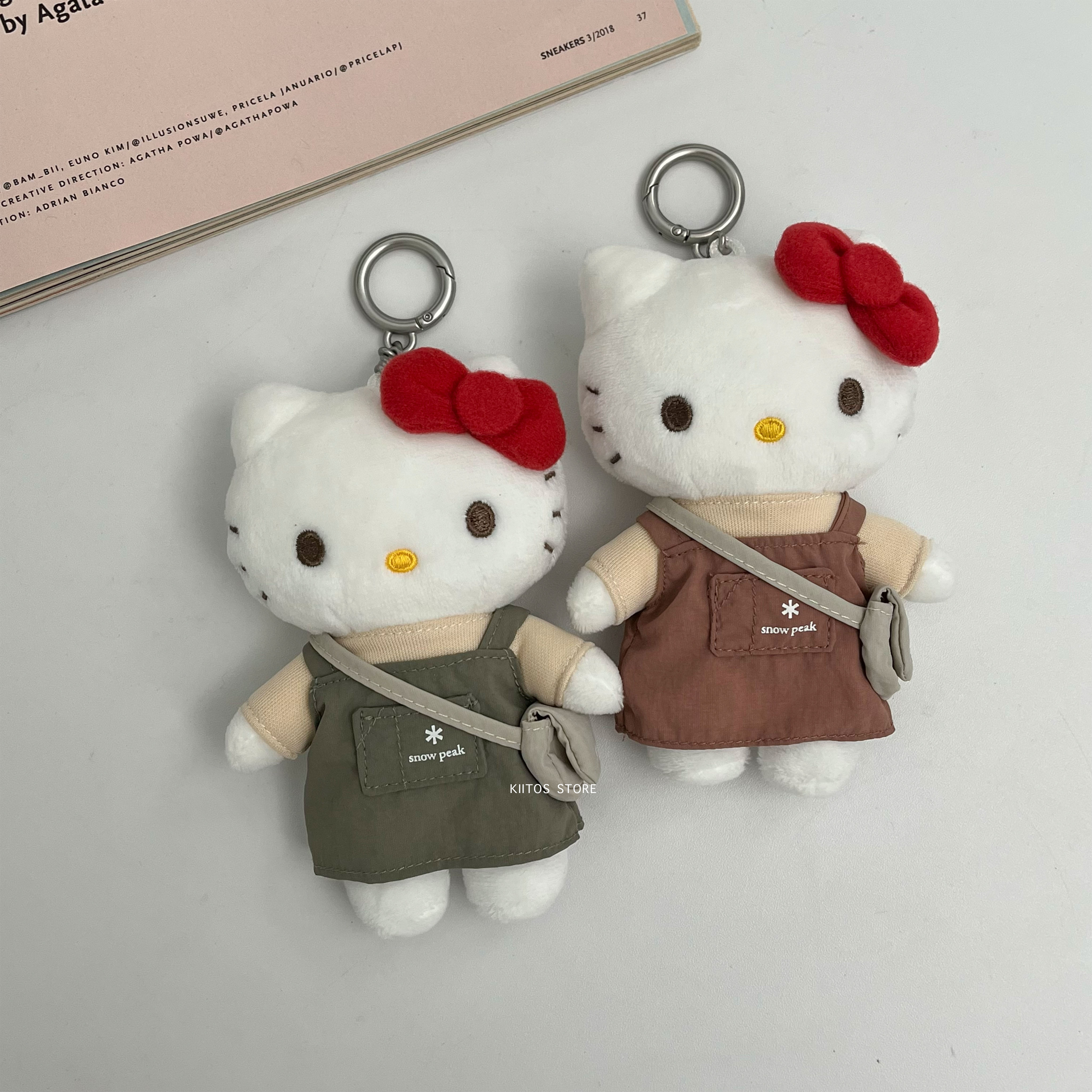 韓國代購Snow Peak x Hello Kitty 限量聯名娃娃鑰匙圈吊飾