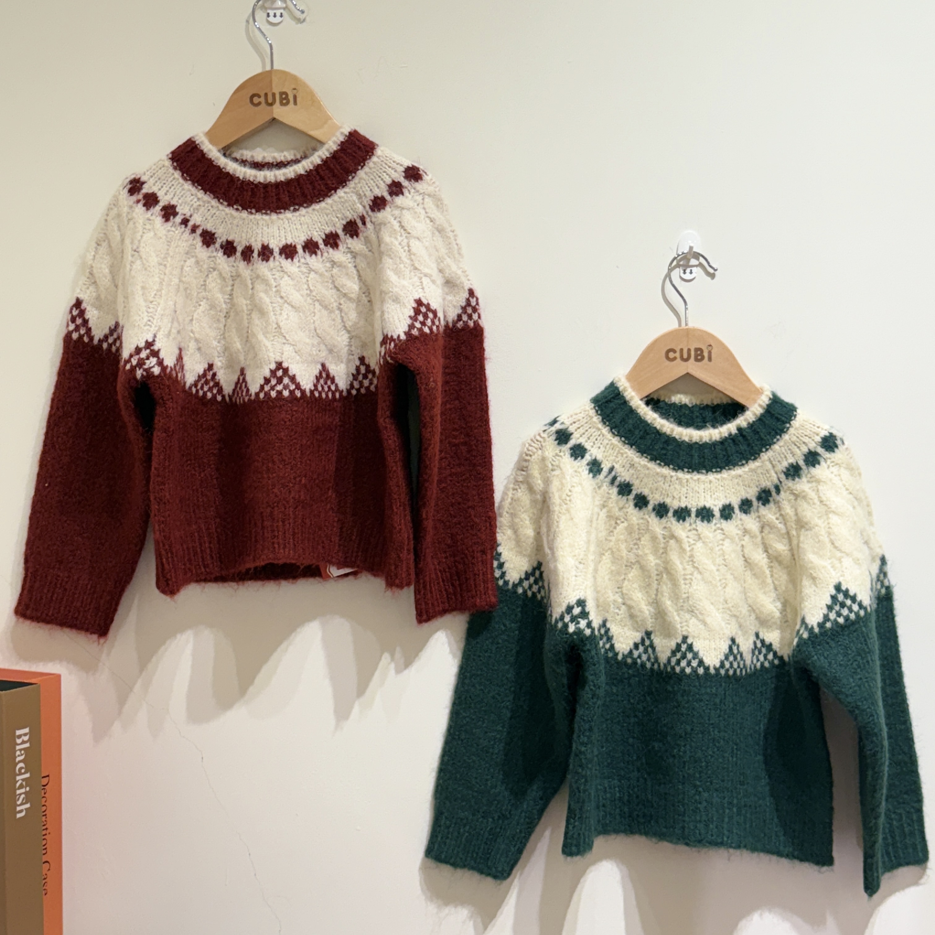 25冬 節慶款毛衣 (兩色)