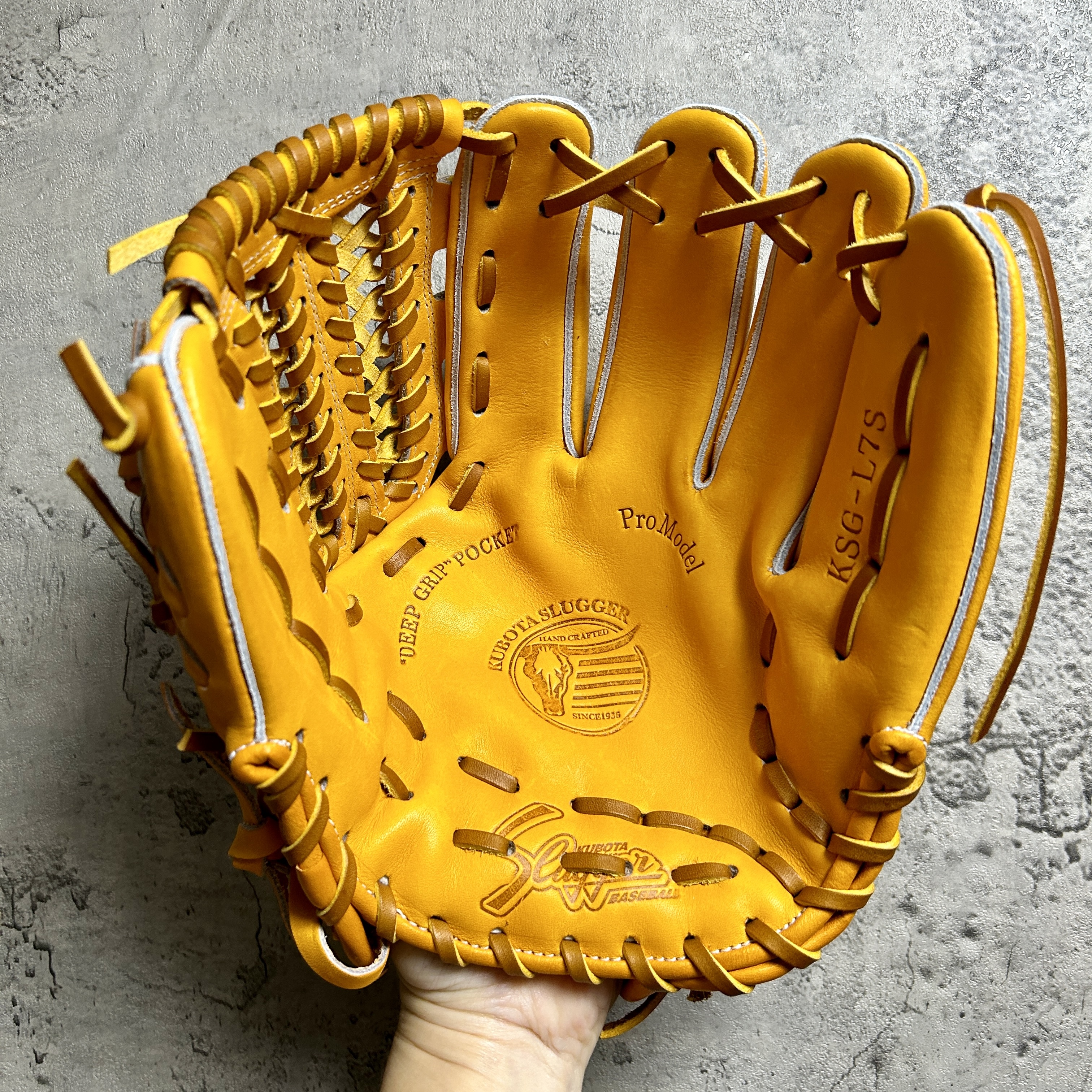 久保田Slugger 硬式 內野 外野 全守備位置兼用 KSG-L7S 手套 掌心約11.4吋 手背約11.8吋