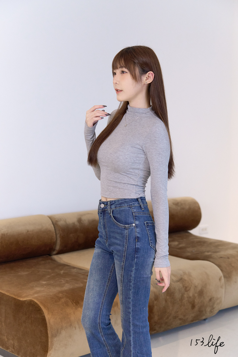 |現貨|推!中舒適高領帶厚杯bra內搭上衣(3色)