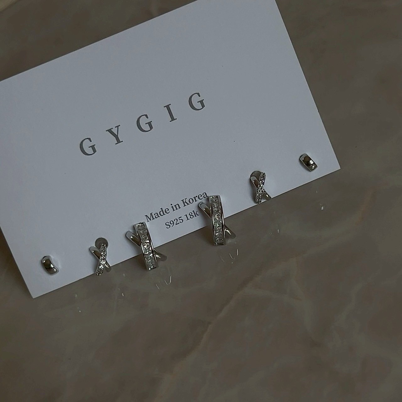 Gy”經典x”交叉高cp值三件組耳釘