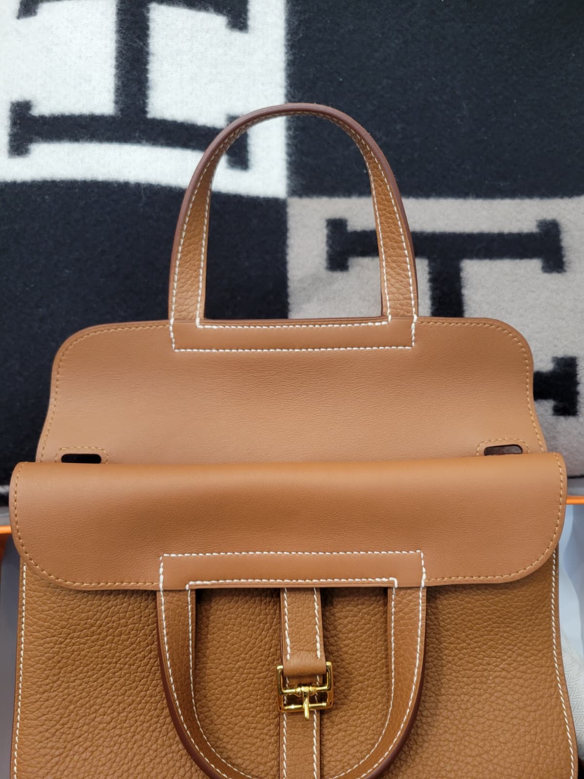 98%NEW HERMES HALZAN 25 GOLD CC 金棕色金扣