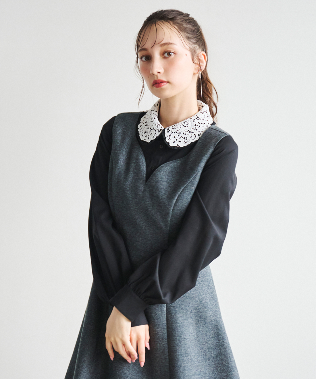 [預購] 折扣 LILLIAN CARAT 蕾絲領襯衫