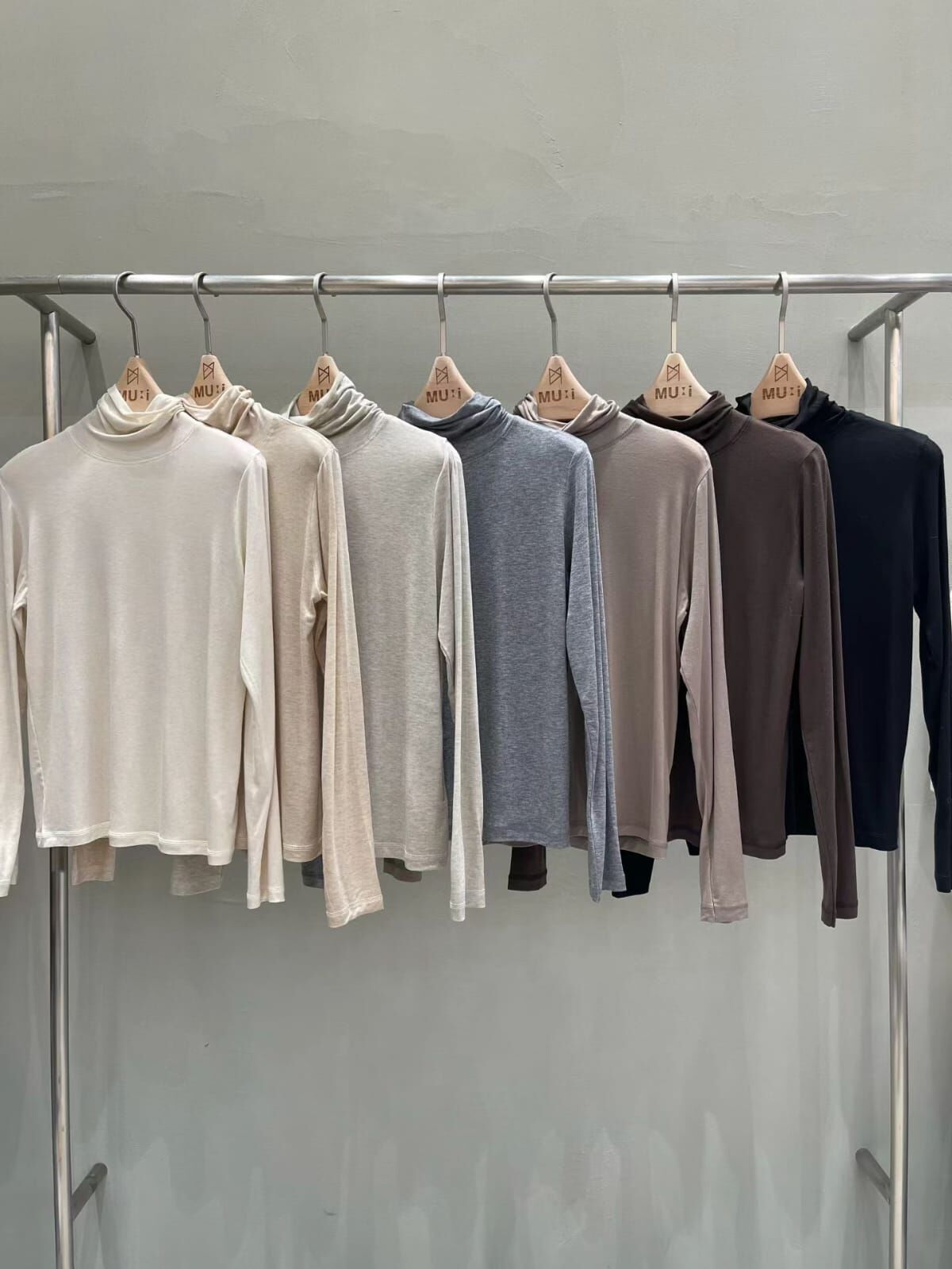 MU5157 天絲羊毛高領上衣