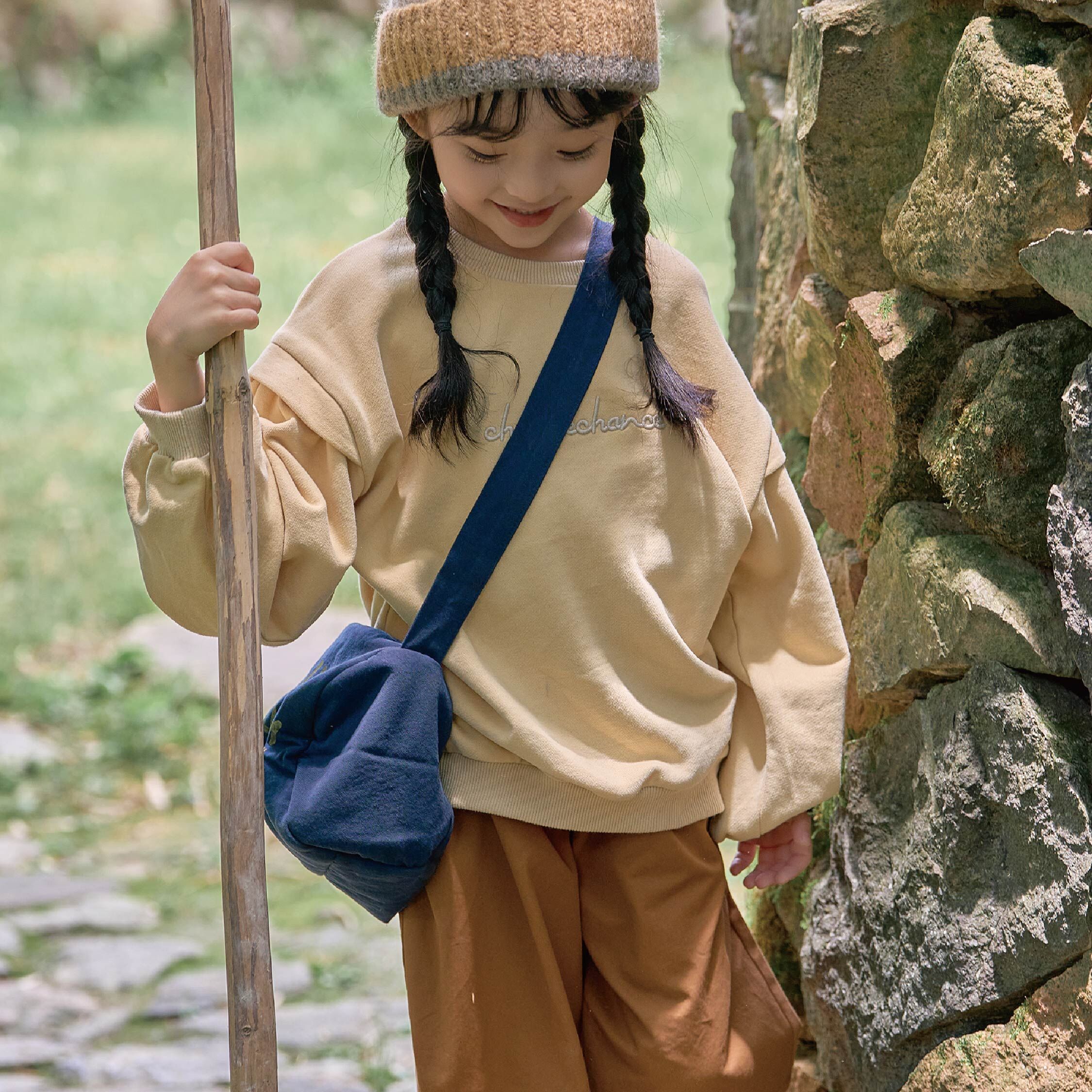 【H35253】質感英字刺繡舒適上衣