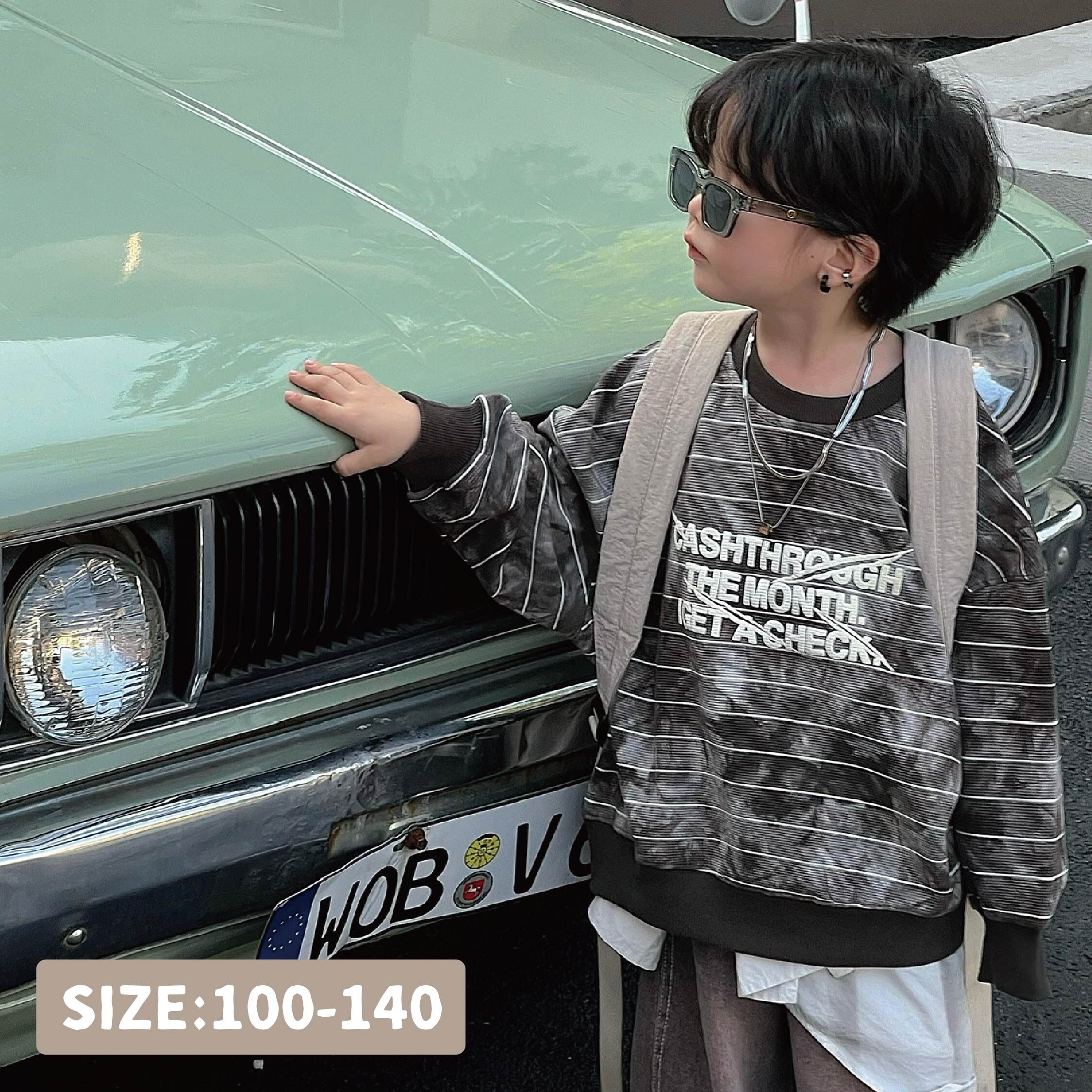 【H35297】神秘渲染風線條英字上衣＊二色