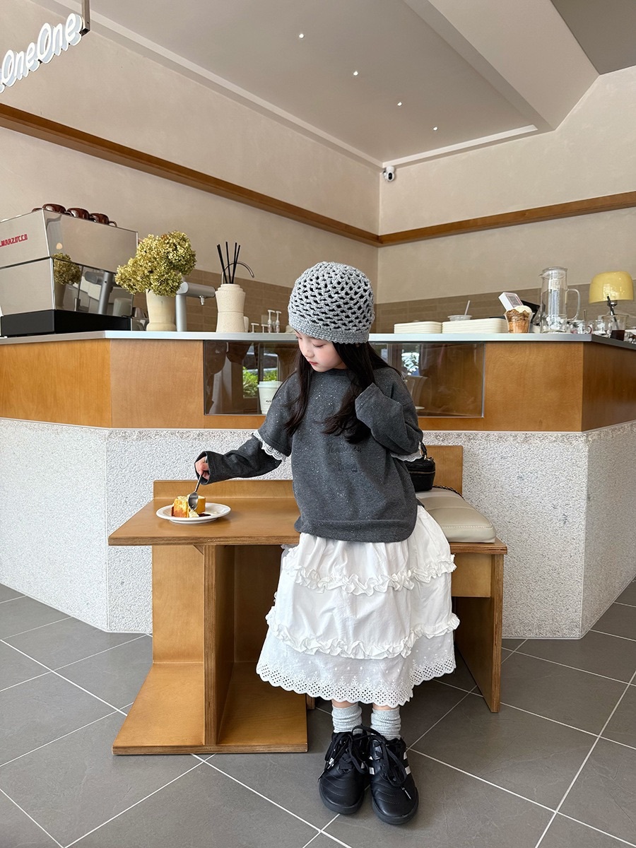 法式蕾絲假兩件上衣