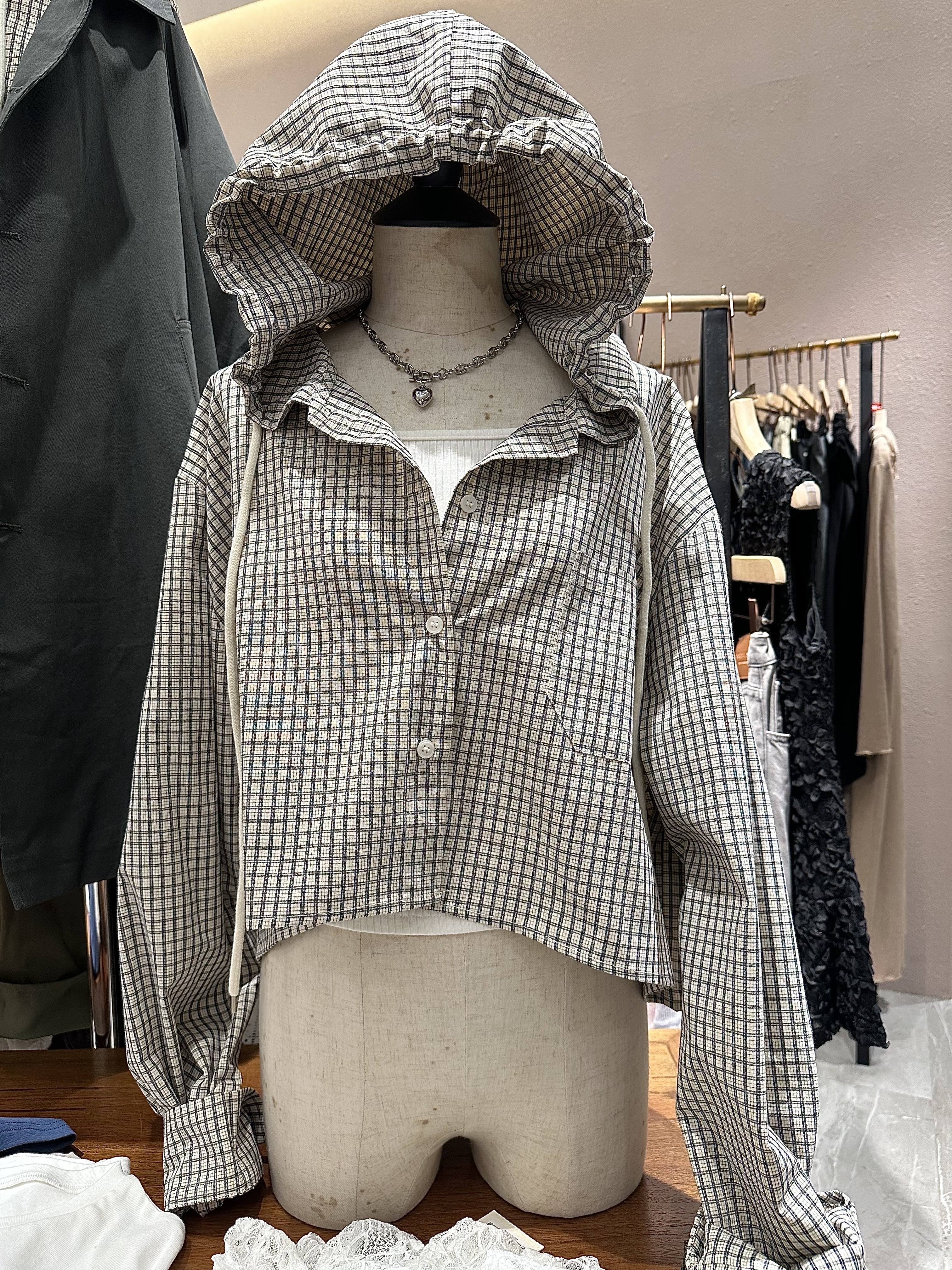 大帽子格仔開胸上衣 - JK53834