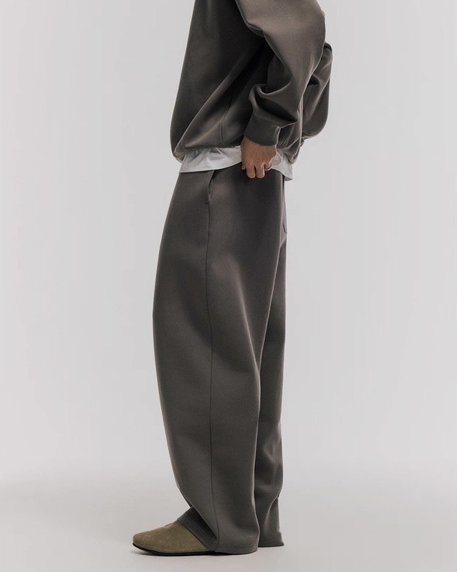 #預購 MASSULTI 25AW 果凍空氣層 極簡抗起球休閒運動直筒衛褲 四色