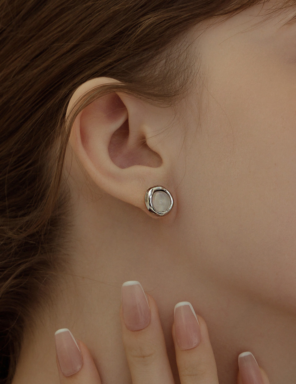 月光貓眼。針式耳環