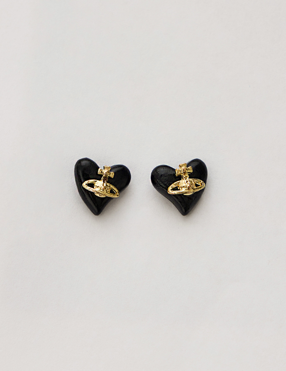 愛心宇宙。針式耳環