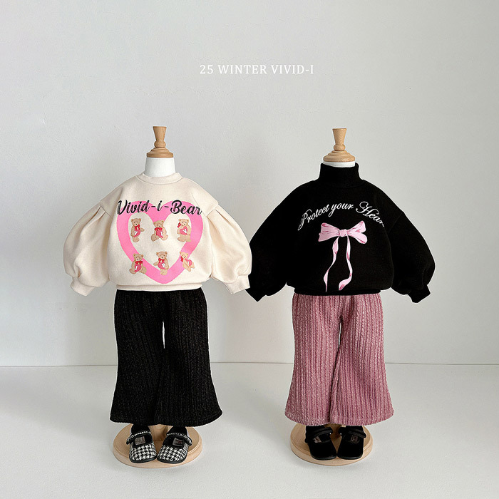 Vivid-I Bear MTM Sweater
