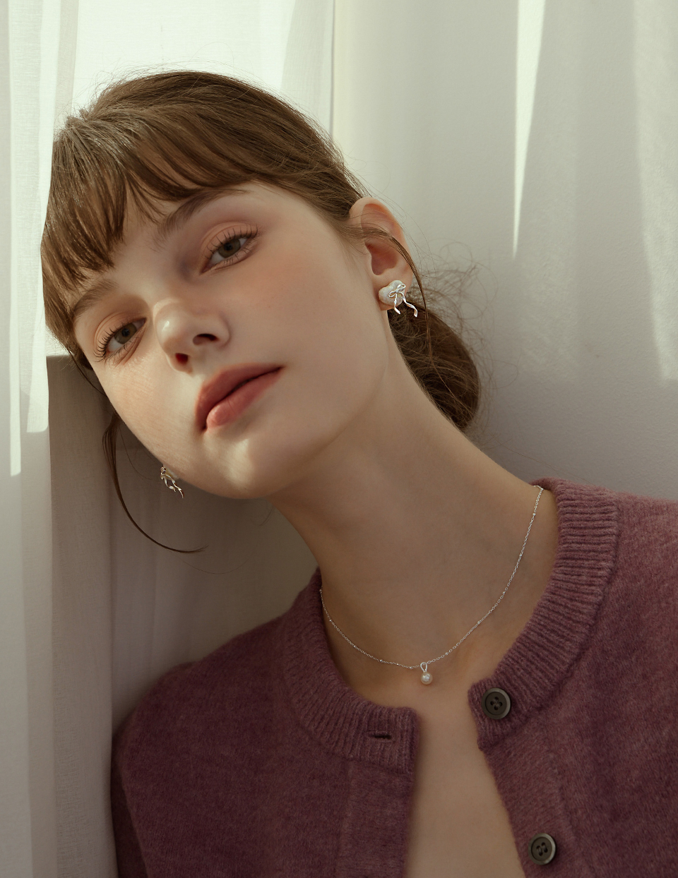 愛心飄帶。針式耳環(銀)