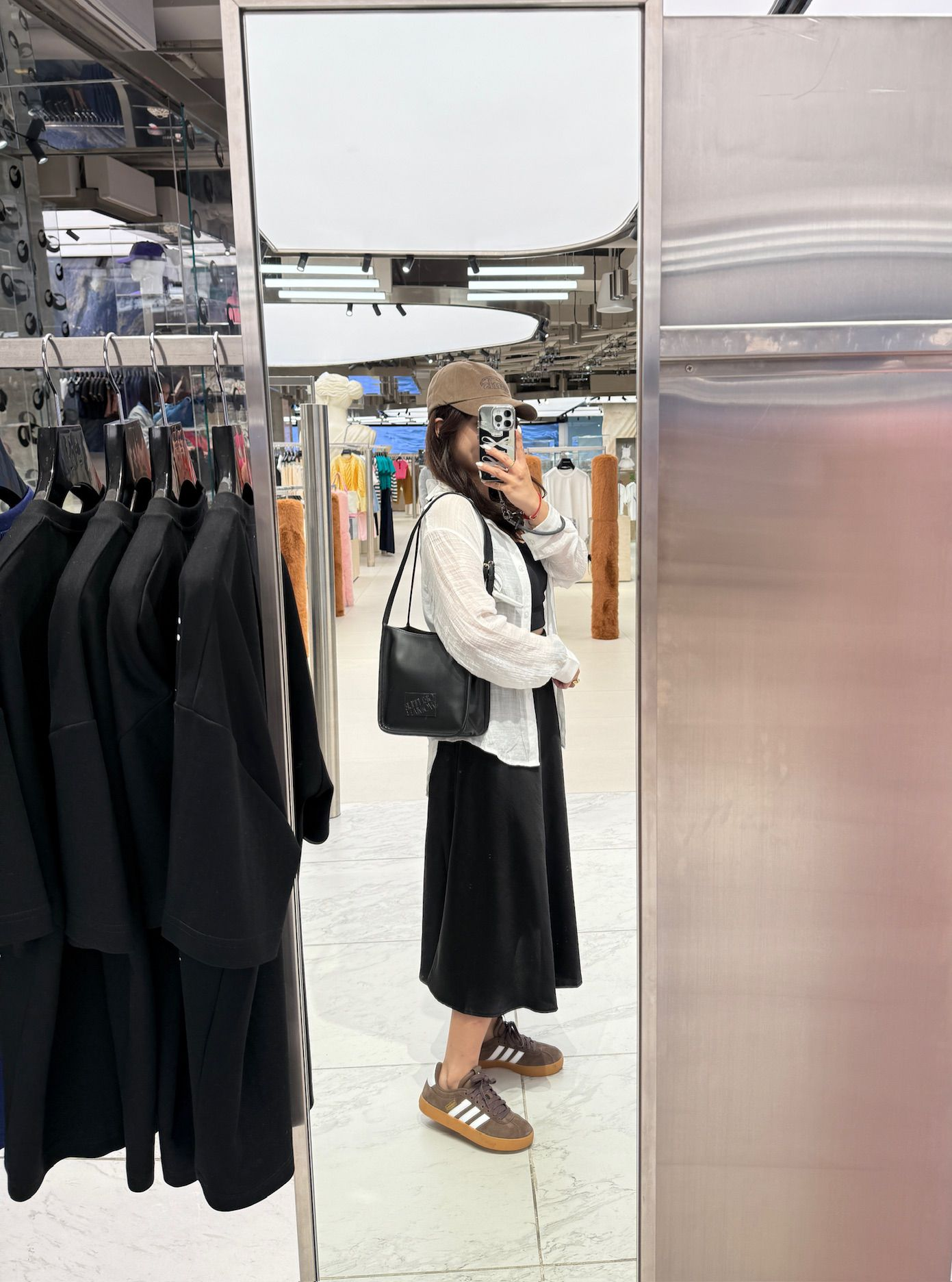 Gentle Woman Holden Shoulder Bag(Black)