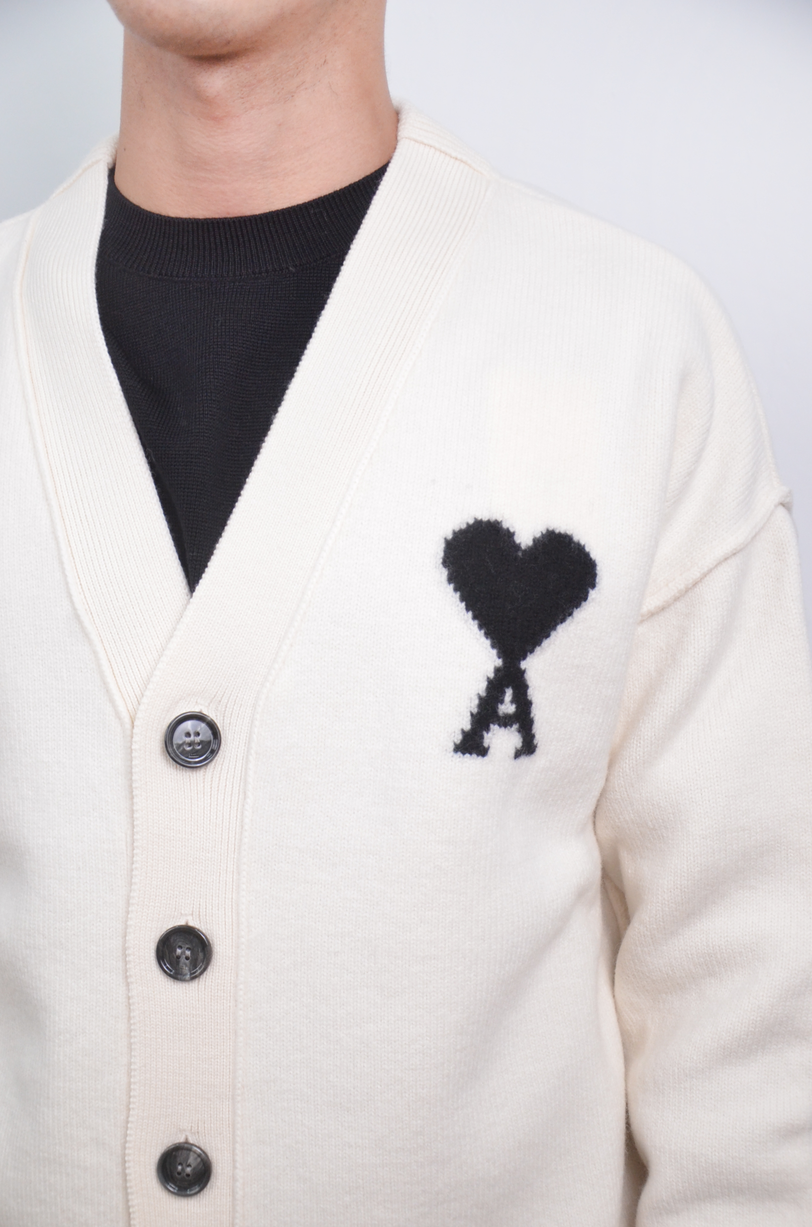 Ami Paris 經典愛心開襟毛衣【UKC367018151】