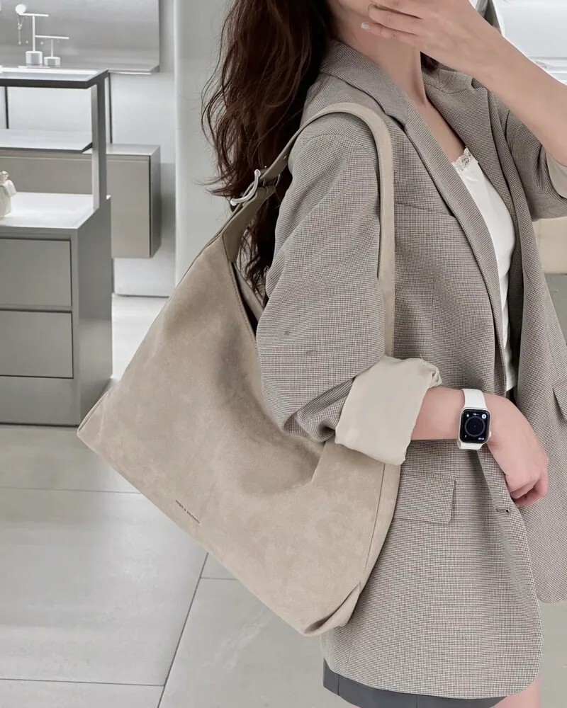 Charles ＆ Keith 小CK 麂皮 hobo 皮革 托特包 2色