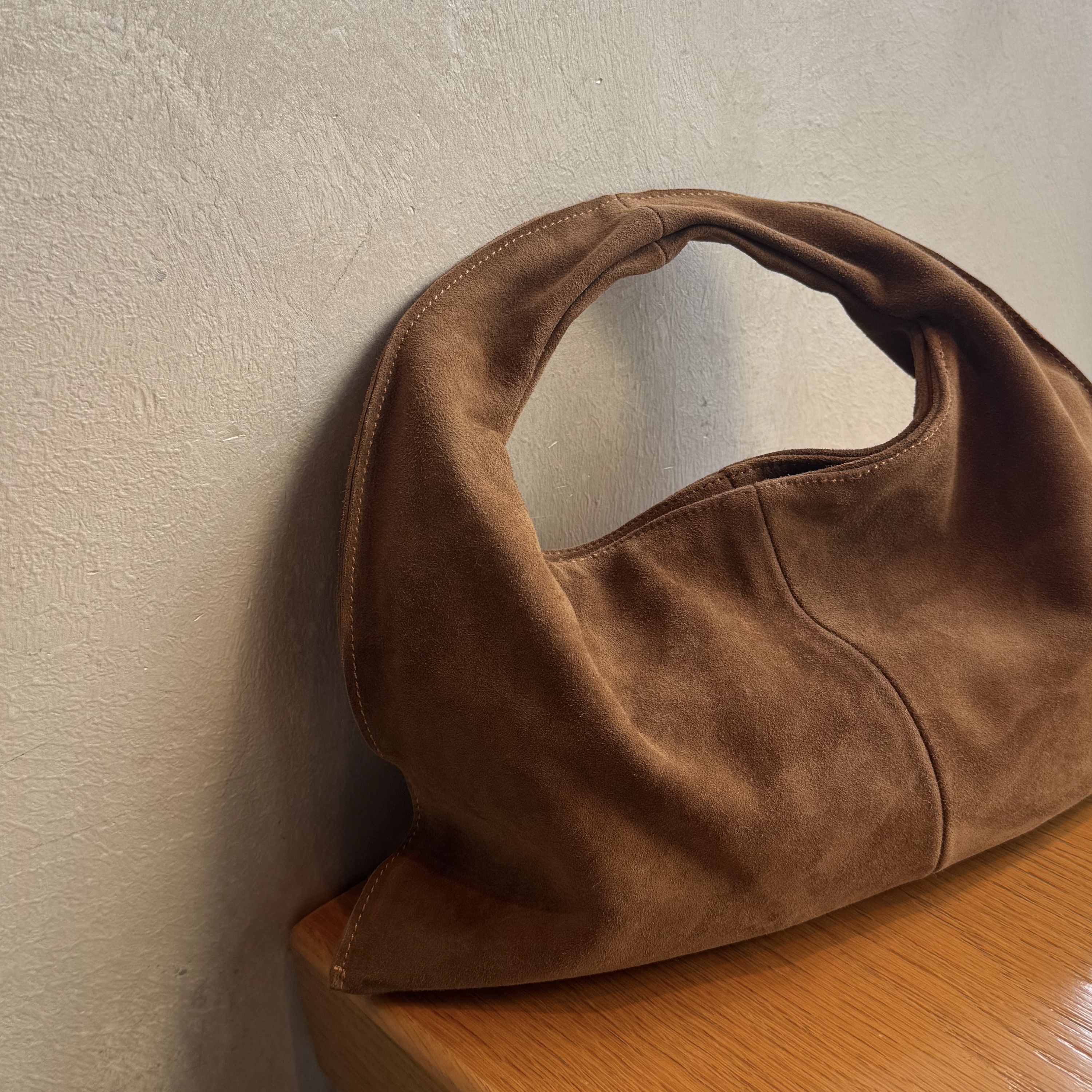 NB09 秋季專屬焦糖真麂皮手袋