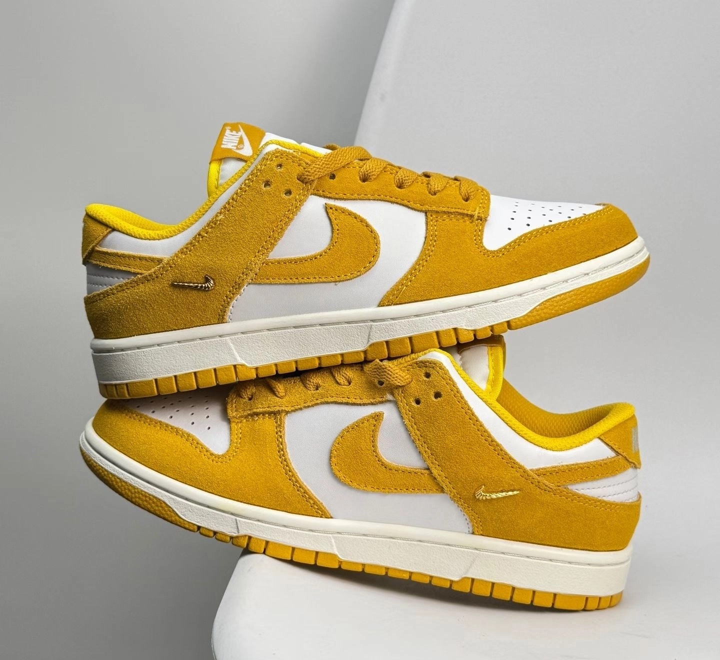 代購-Nike Dunk Low 小金勾 麂皮 復古 低筒 黃色