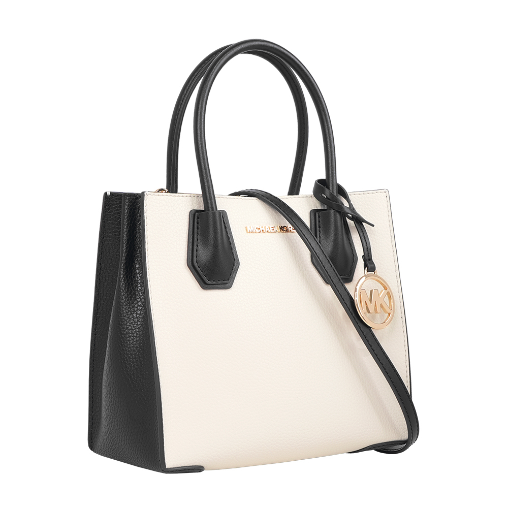 【Michael Kors】Mercer Logo 吊飾拼色粒紋皮革中型二用包(奶油色)