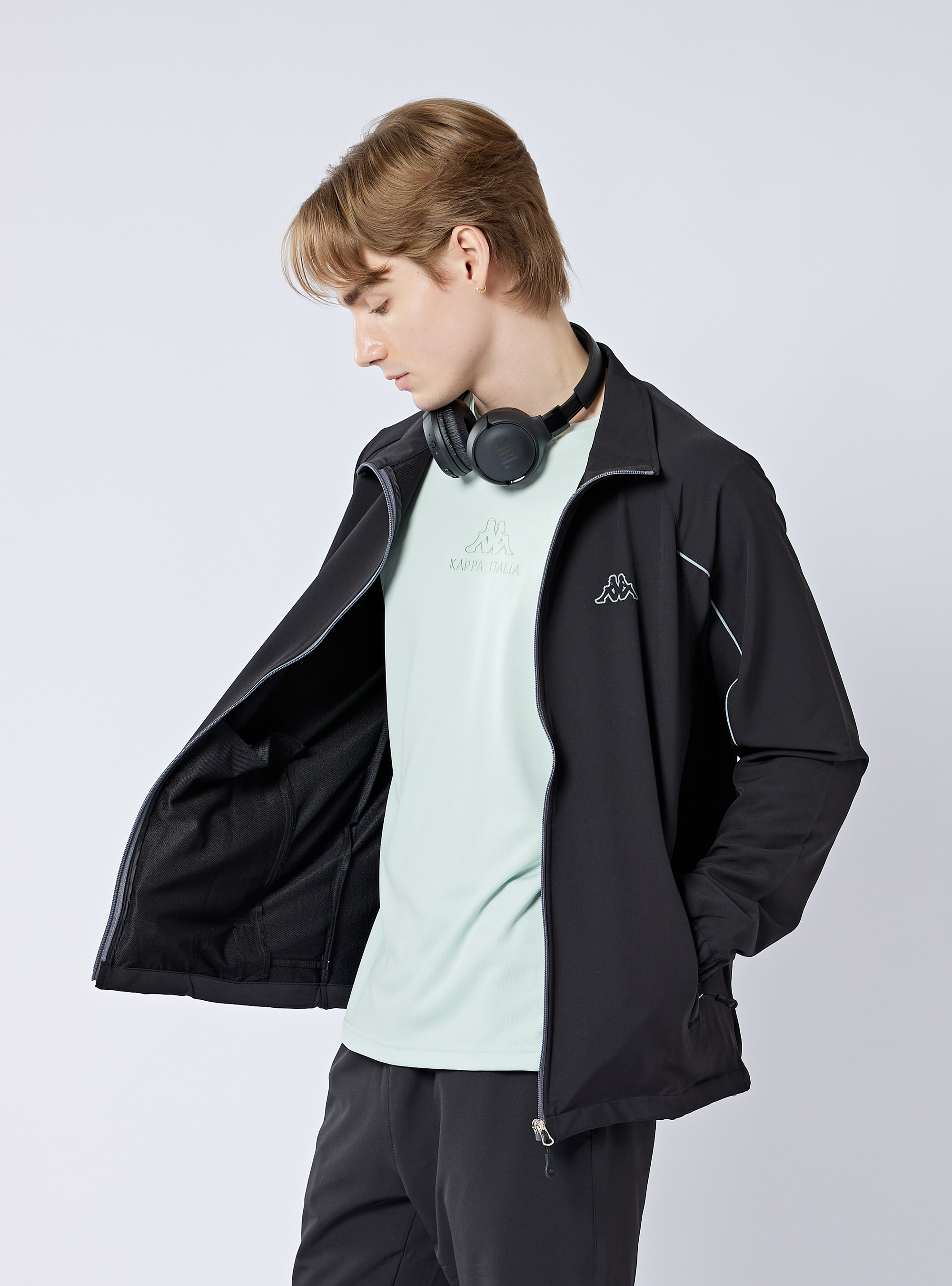 男女適穿 防潑水抗UV機能立領風衣外套