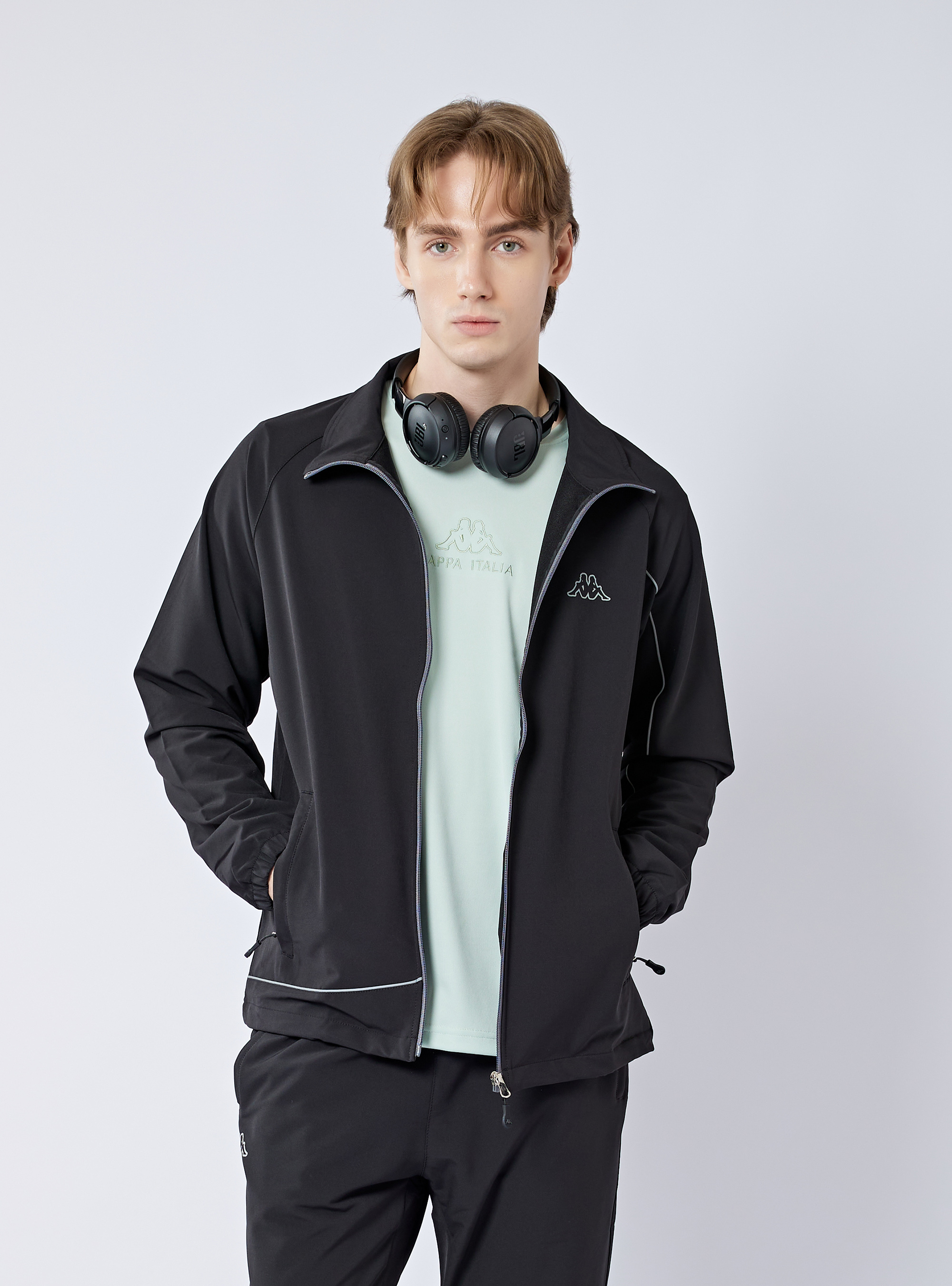 男女適穿 防潑水抗UV機能立領風衣外套