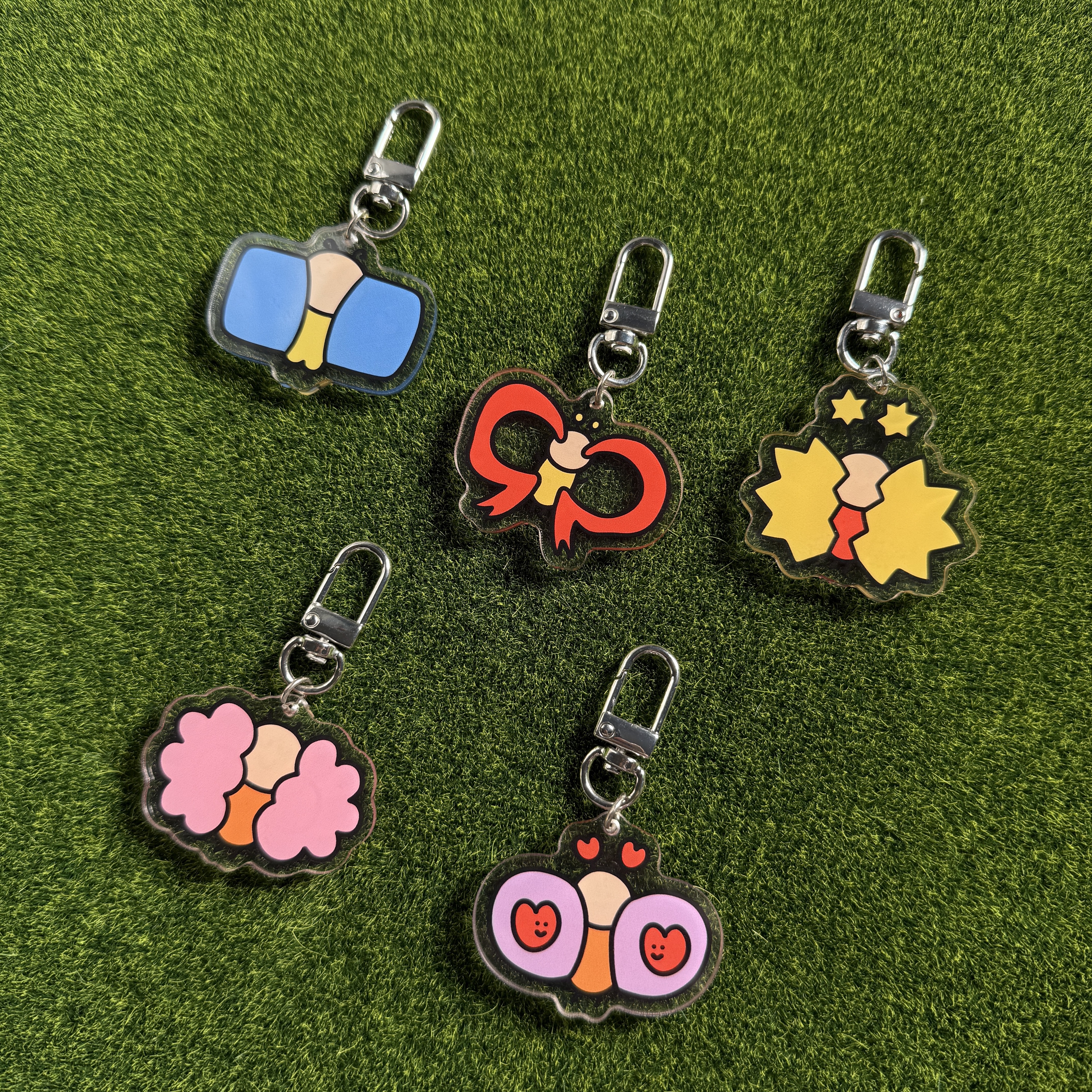 Butterfly Acrylic Keychain Blind Bag (5 regular designs + 1 secret design)
