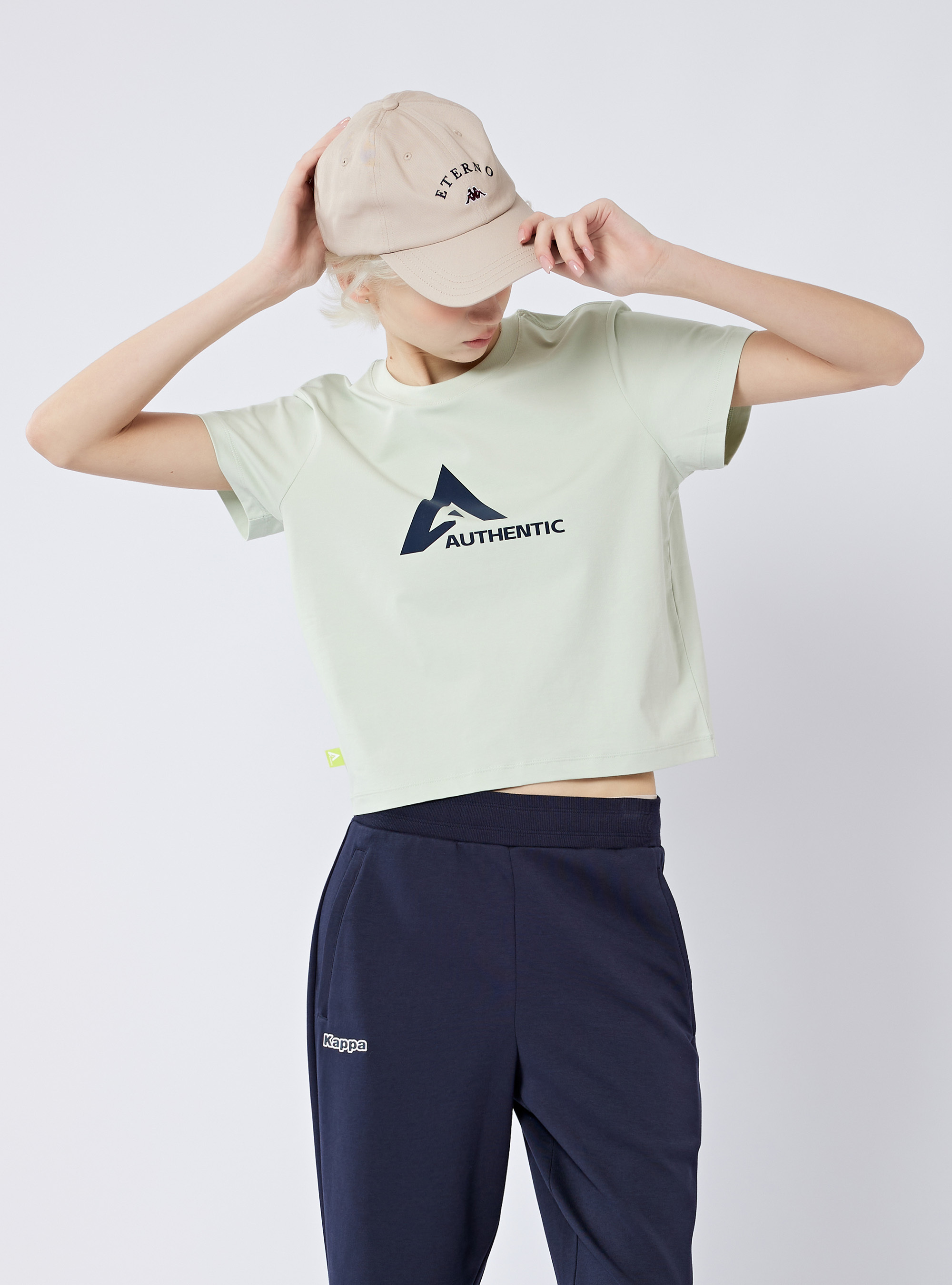 女款 抗UV短版印花T-Shirt