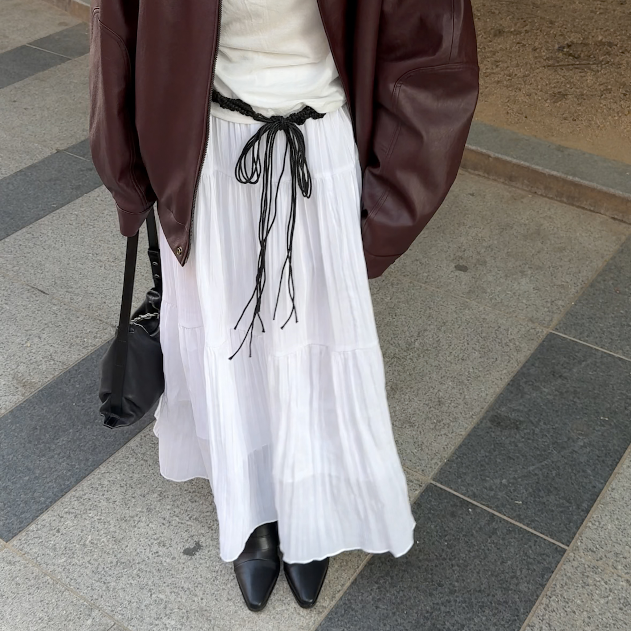 NB04 氣質歐膩都要來一件的絲光澤裙(白)