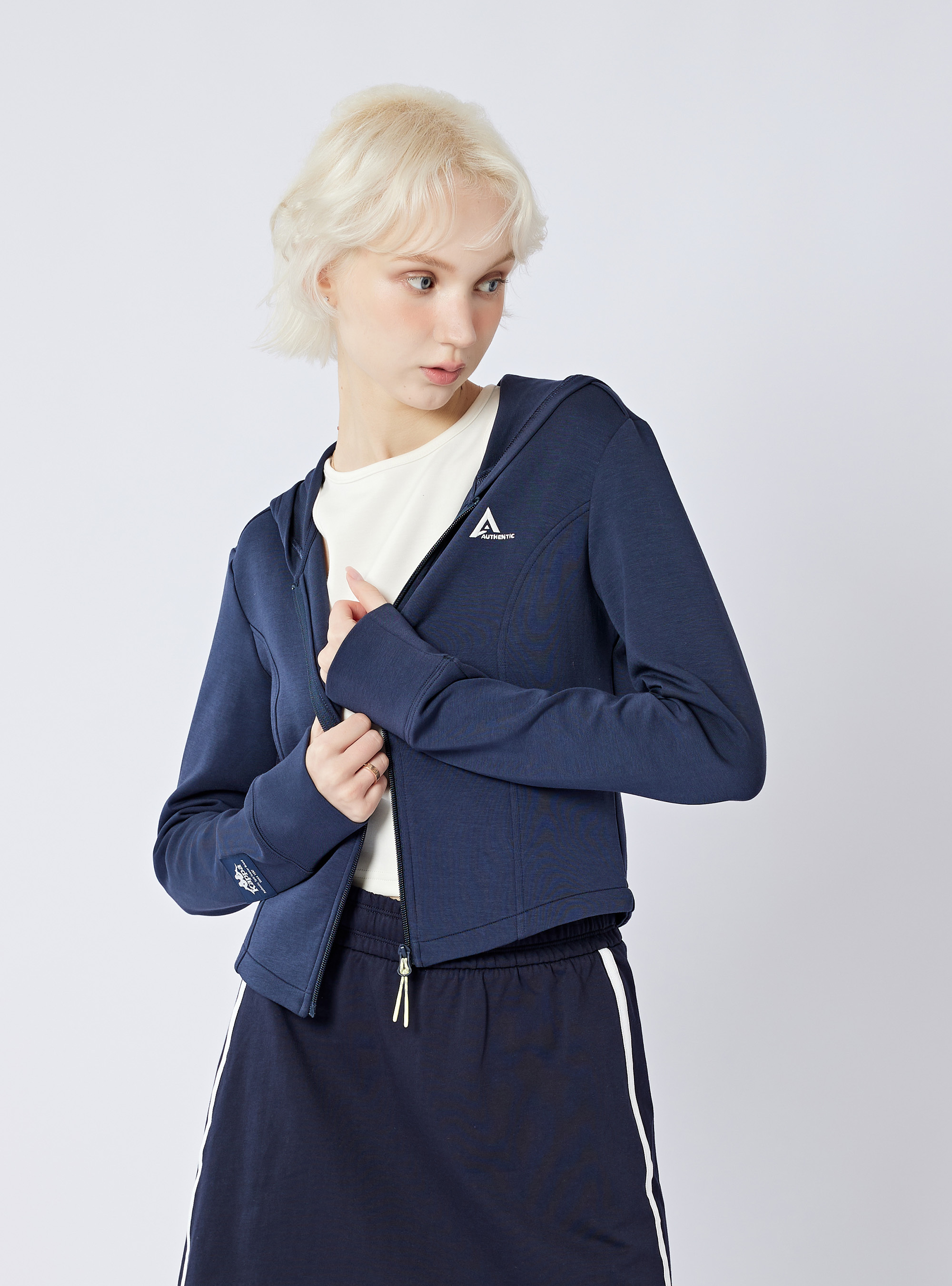 女款 彈力棉短版連帽外套