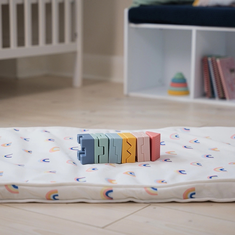 Baby to love,寶寶的第一組建造積木組的實拍圖