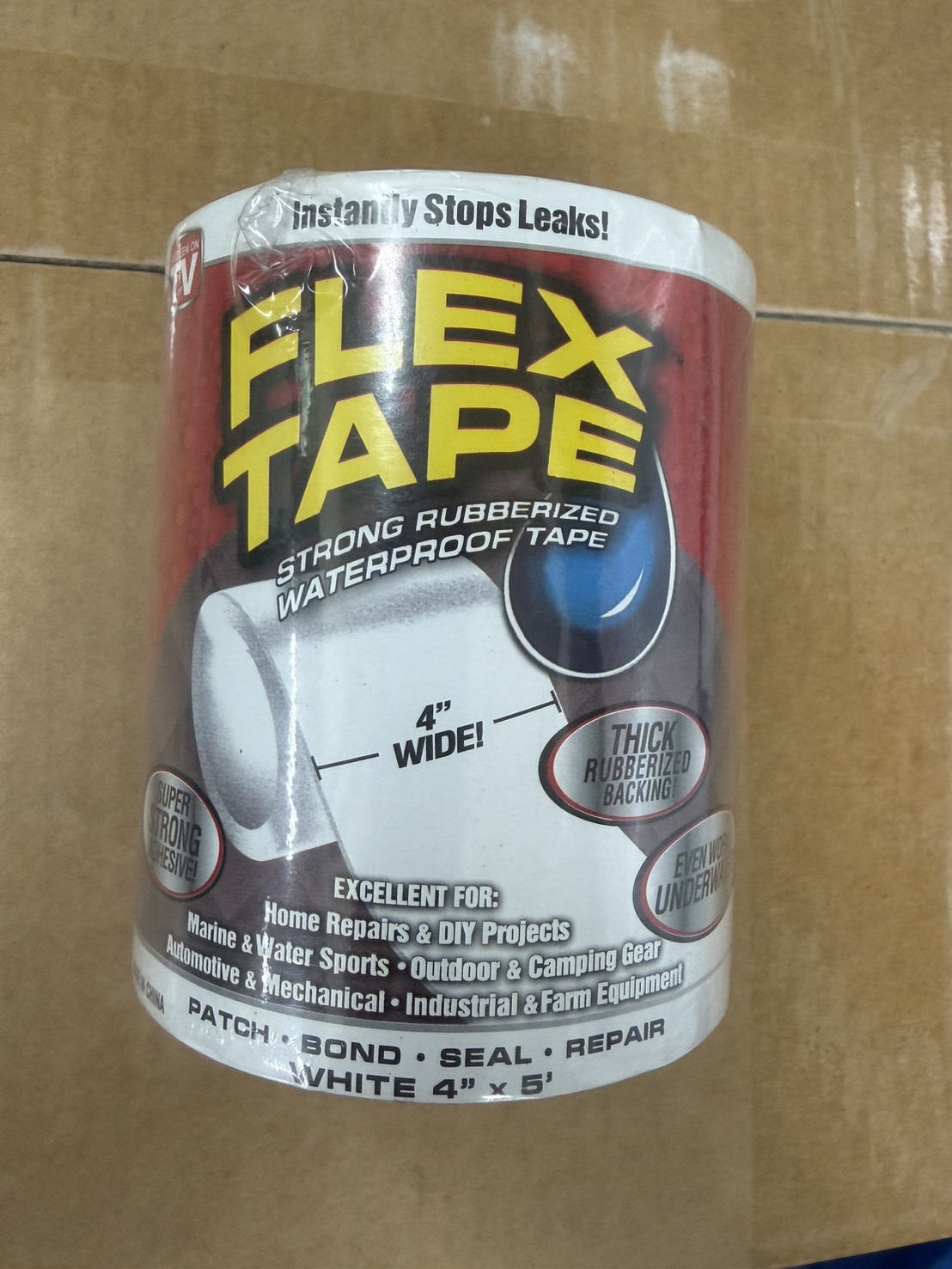 基隆院｜超狂雙11 勁爆低價1.強固修補膠帶約寬12.7CM*120CM 2.雙層手拿收納包，15CM*25CM 3.聖誕節裝飾鈴 4.碗罩，紅綠兩色隨機配