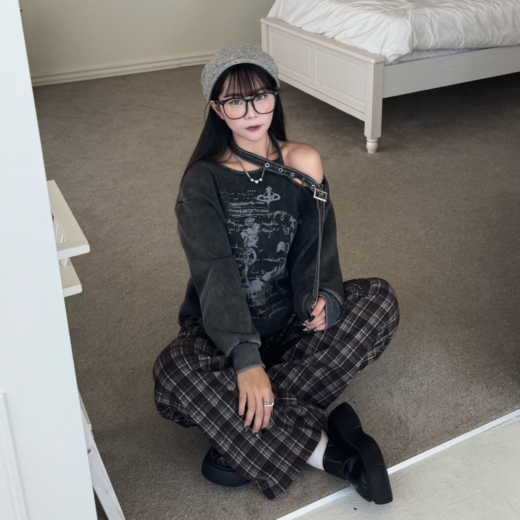 迷霧舊夢 街頭感掛脖斜肩寬鬆上衣