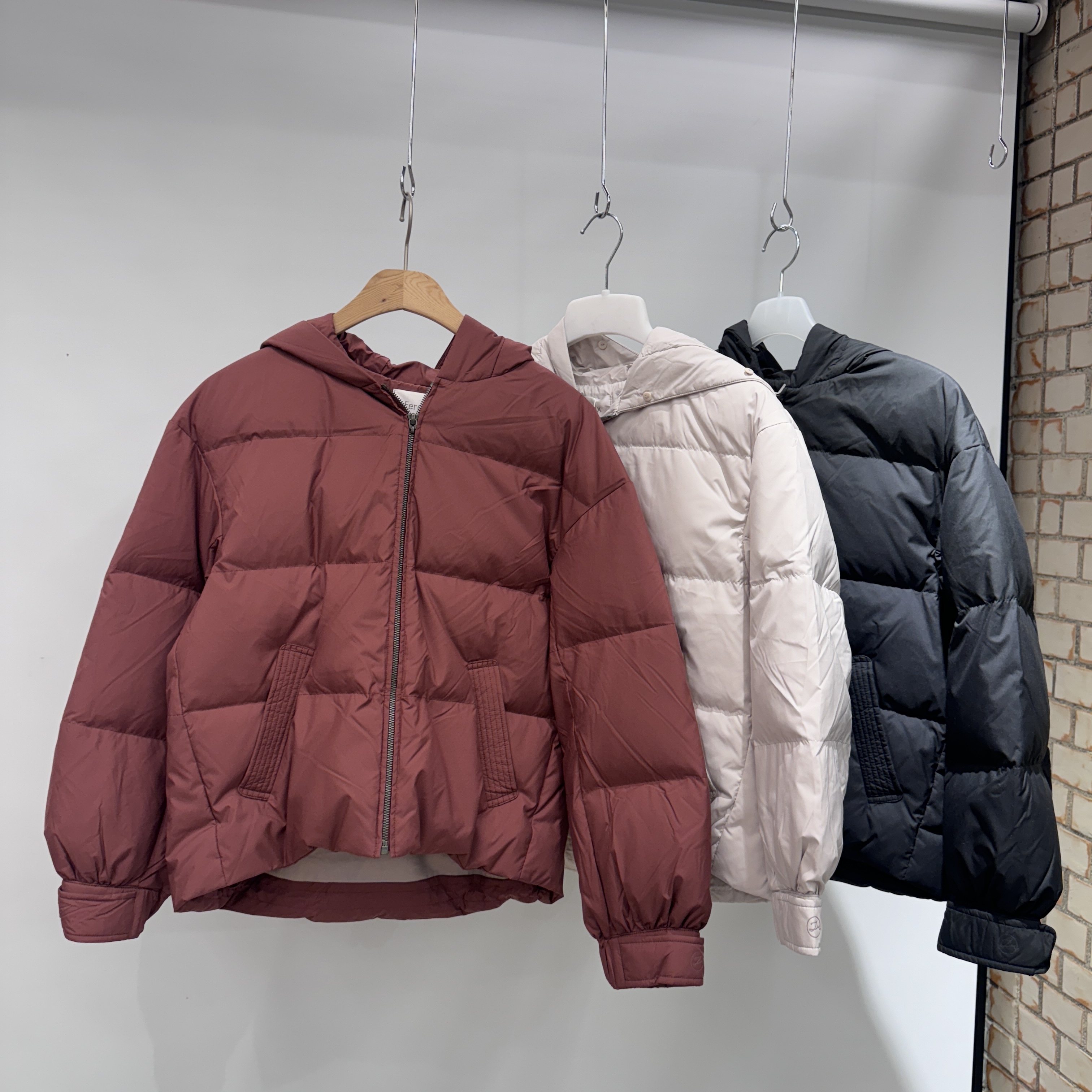 【大佬衣櫃】拉鍊有帽短身羽絨 (A92-A94)