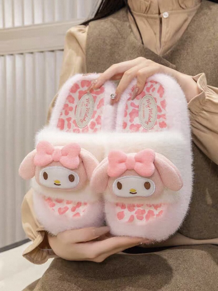 代購-Hello Kitty凱蒂貓 x Sanrio三麗鷗 豹紋底保暖防滑毛絨 拖鞋