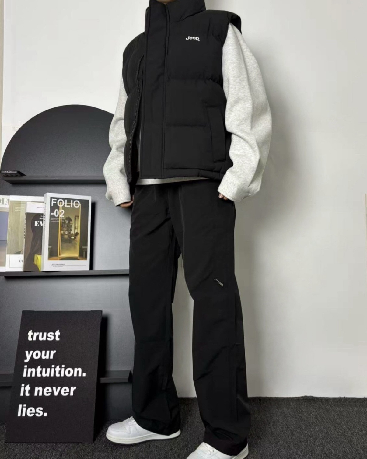 JEEP 立領背心 超保暖 防風 潮流 時尚 百搭